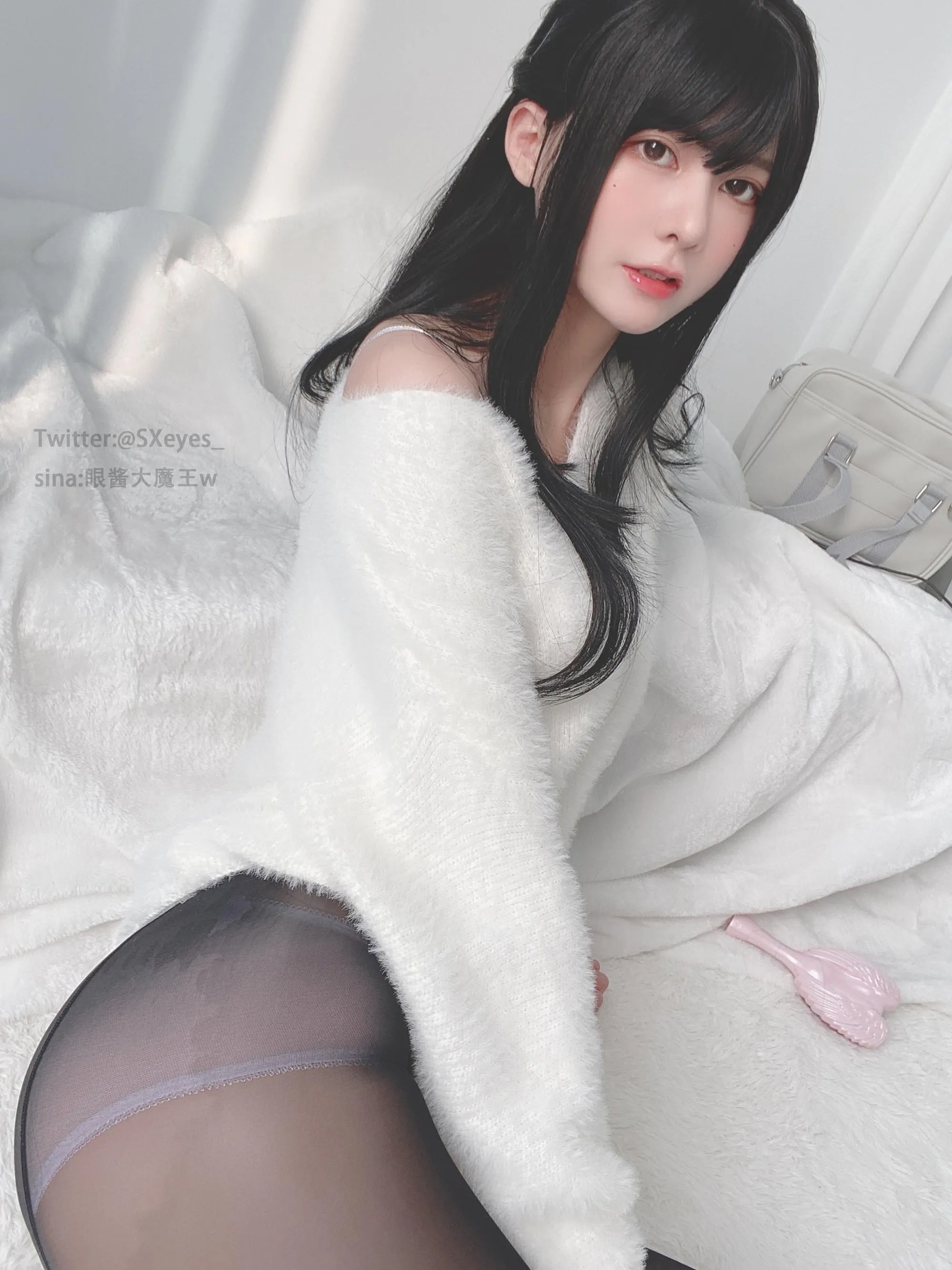 眼酱大魔王w – NO.016 毛衣黑丝 [39P]插图8